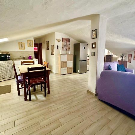 The Quiet Mansard Apartment Олбия Екстериор снимка